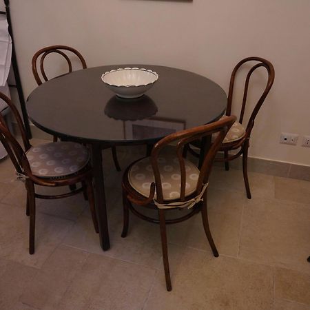 Ui Momm Hotell Matera Rum bild